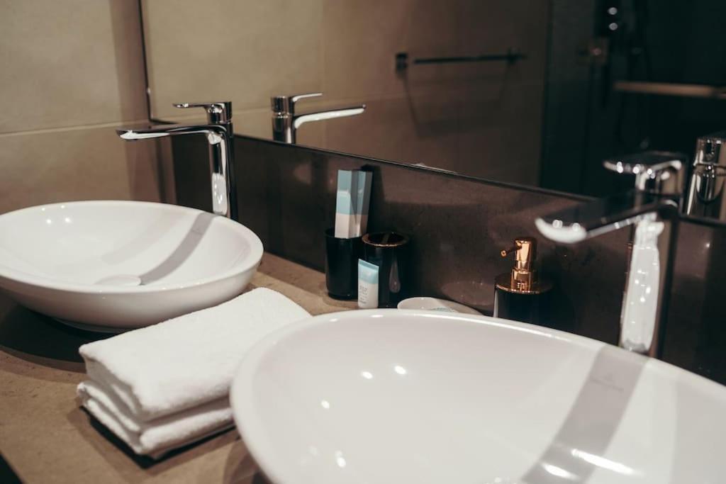Maison De Luxe - Jumeirah Living Marina Gate