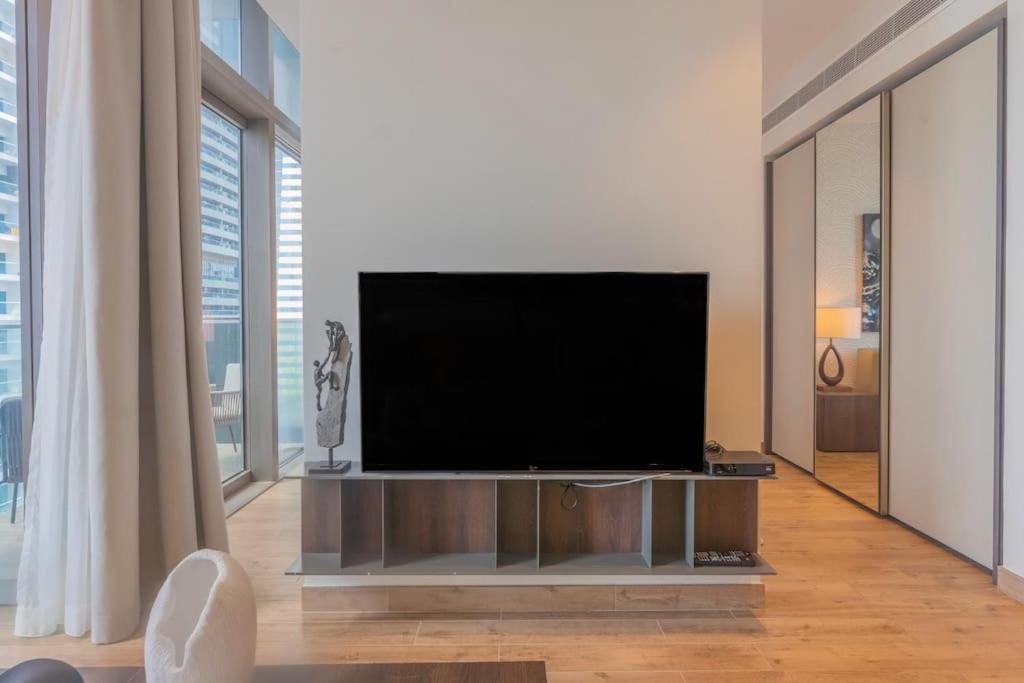 Maison De Luxe - Jumeirah Living Marina Gate Dubai