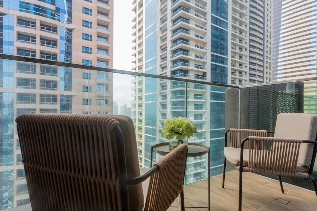 Maison De Luxe - Jumeirah Living Marina Gate Apartment