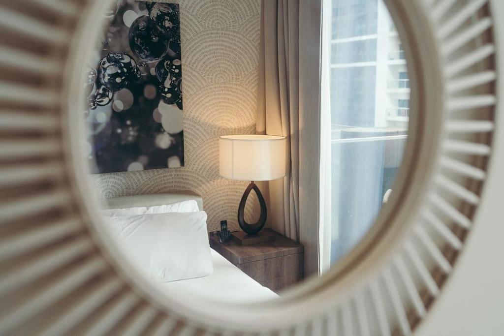 Maison De Luxe - Jumeirah Living Marina Gate Apartment Dubai