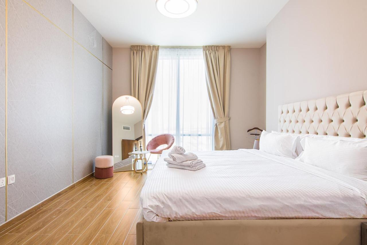 Apartment Stunning 1br Al Habtoor -meera Tower 1108 *