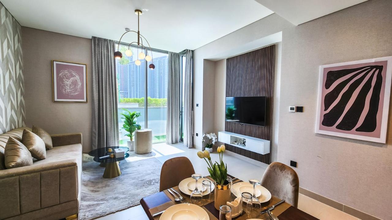 By Latinem Luxury 2br Cv B113 Near Burj Khalifa Dubai