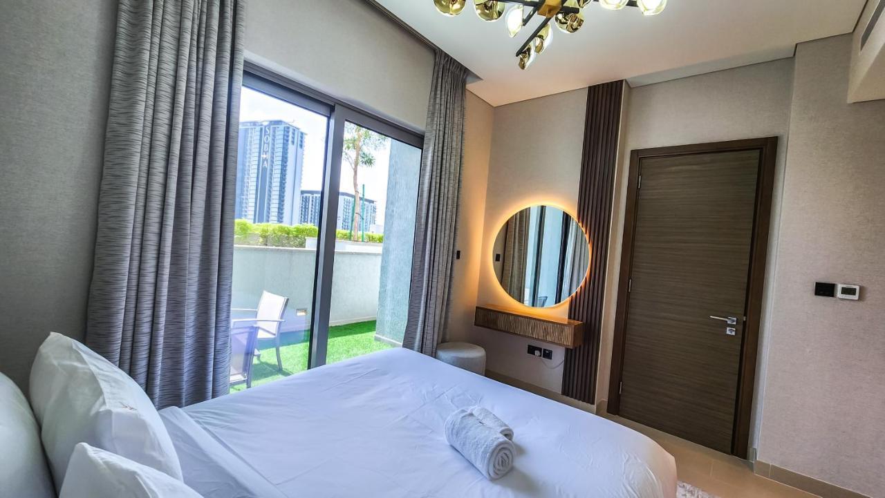 By Latinem Luxury 2br Cv B113 Near Burj Khalifa *