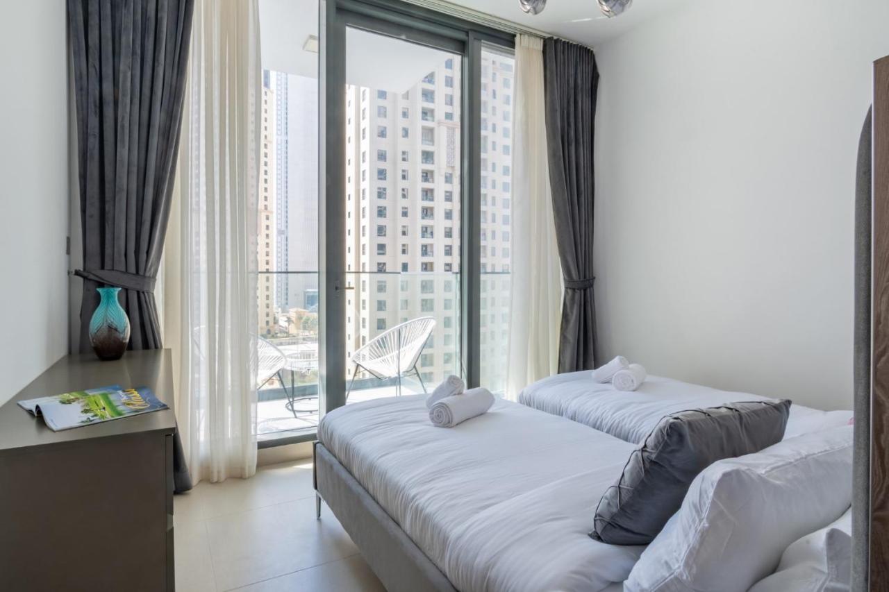 Apartment Vivid 2-bedroom Marina View