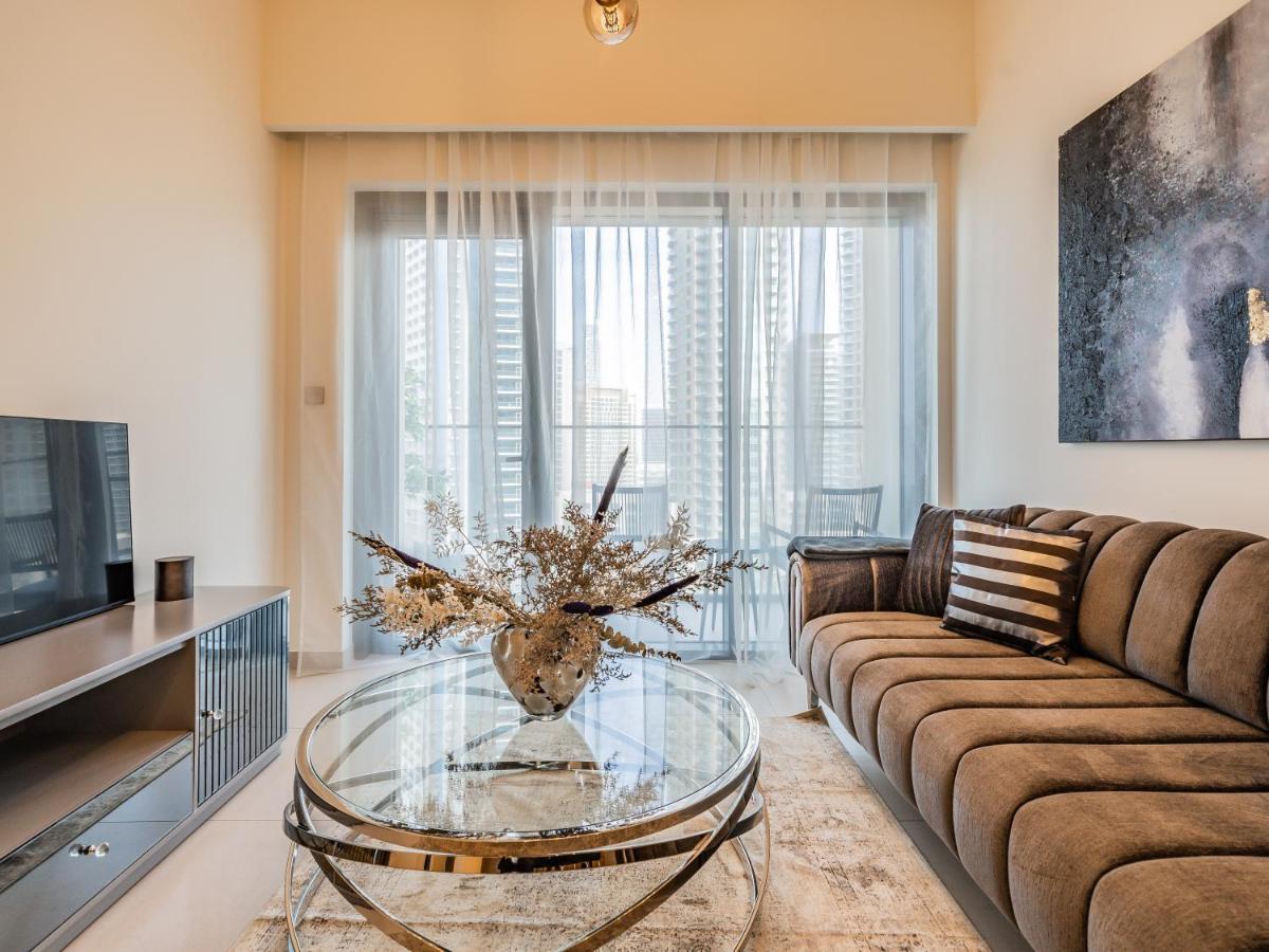 Brilliant 1br In Burj Royale - Downtown * Dubai