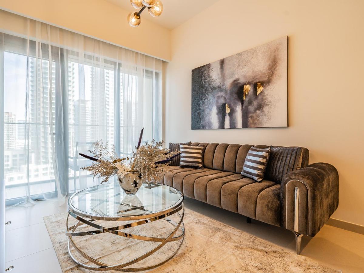 Brilliant 1br In Burj Royale - Downtown Apartment *