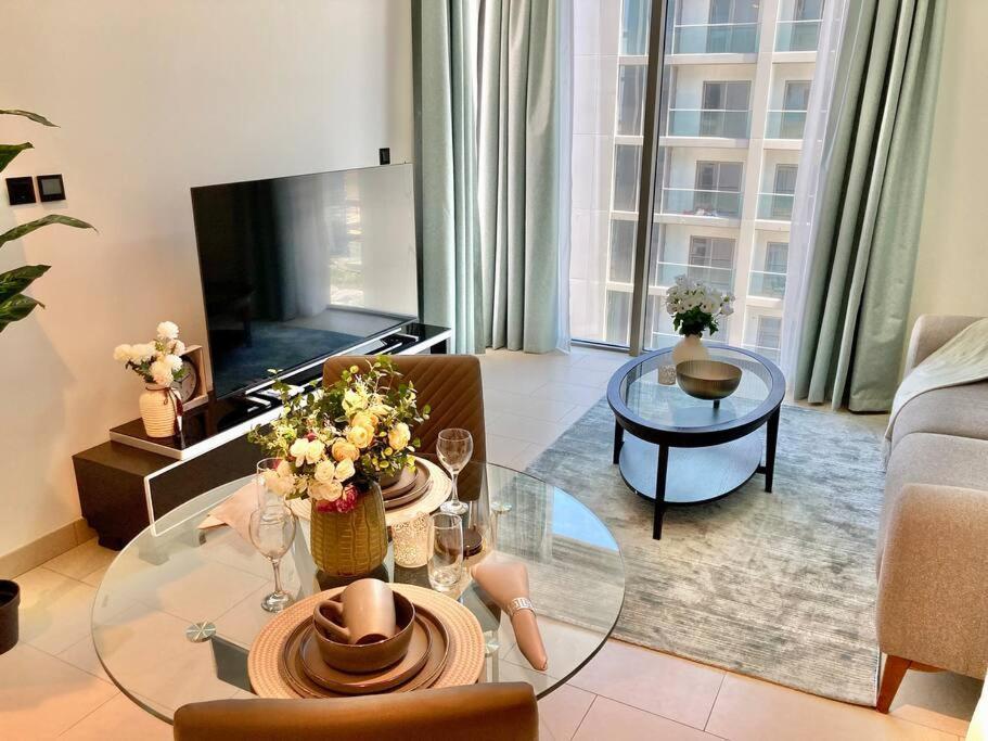 Stunning 1br With Breathtaking Views *