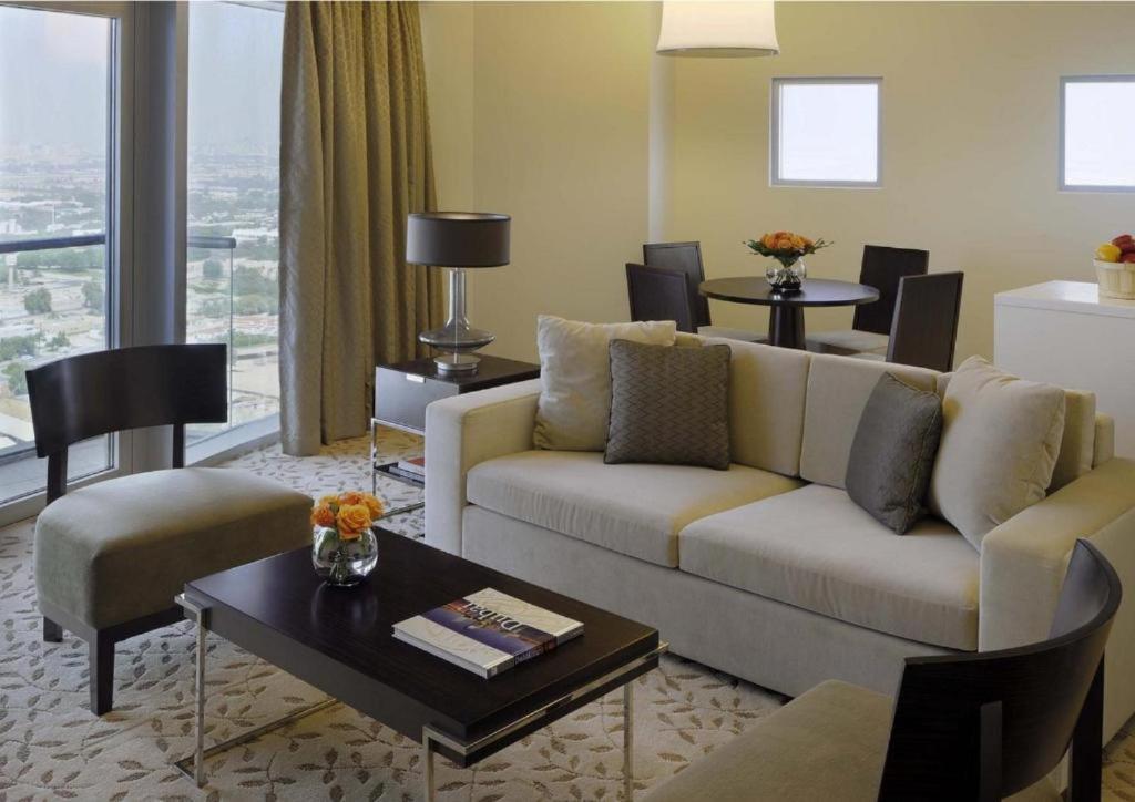 Westminster Mall Aparthotel 5*
