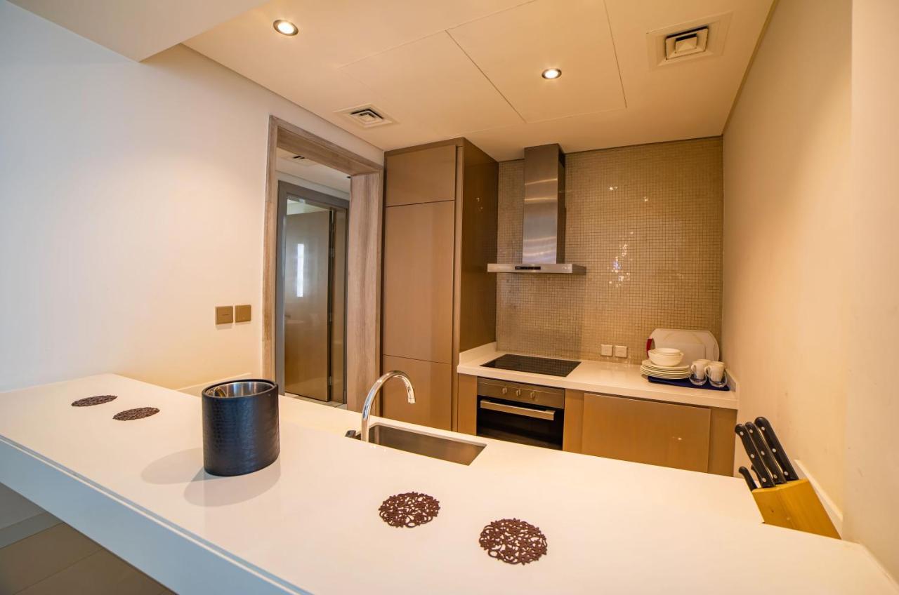 Luxury 2br In Paramount Towers Business Bay Apartment *