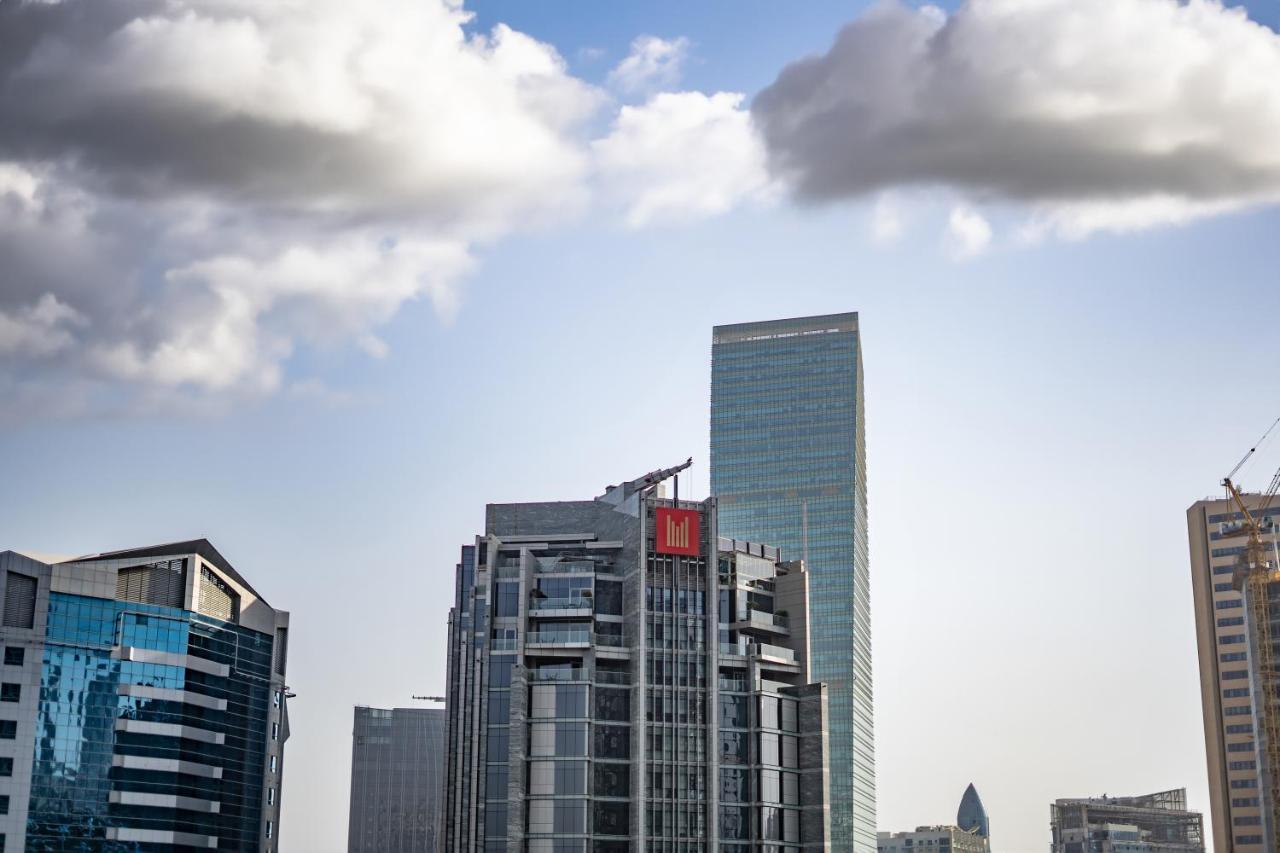 Apartment Aliving Stylish With Partial Burj & Canal Views- Prive , Business Bay 713 Dubai