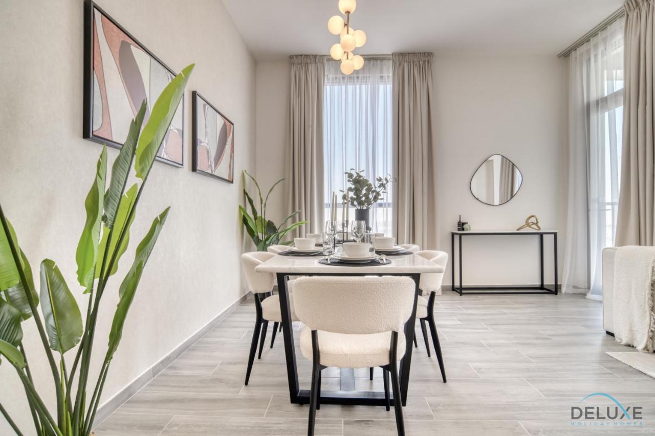 Pleasant 2br With Assistant At Mesk 1 Midtown Production By Deluxe Homes