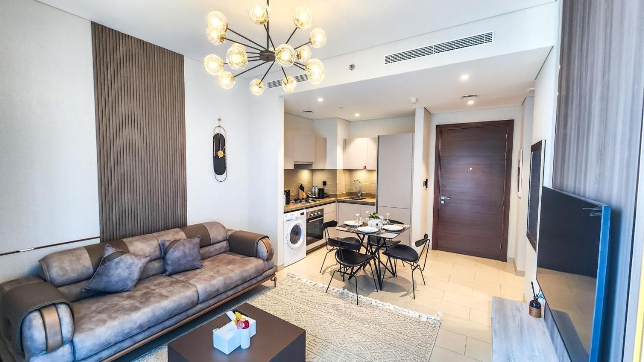 By Latinem Luxury 1br Holiday Cvr B1602 Near Burj Khalifa Apartment Dubai