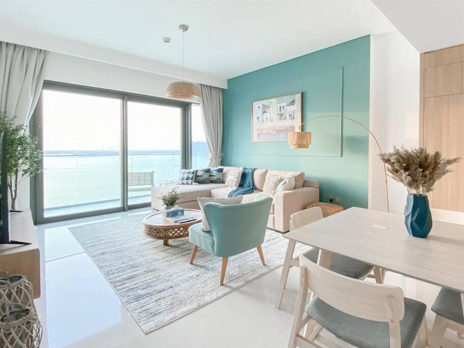 Trophy 2bdr Sandy Shores Retreat With Panoramic Sea View & Private Access Dubai
