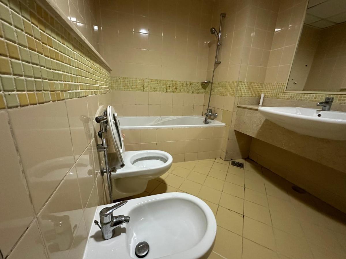 Apartment M-02 Center Building Dubai