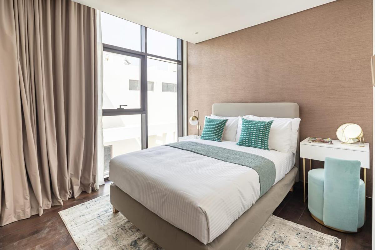 Frank Porter - Damac Hills Veneto Villas
