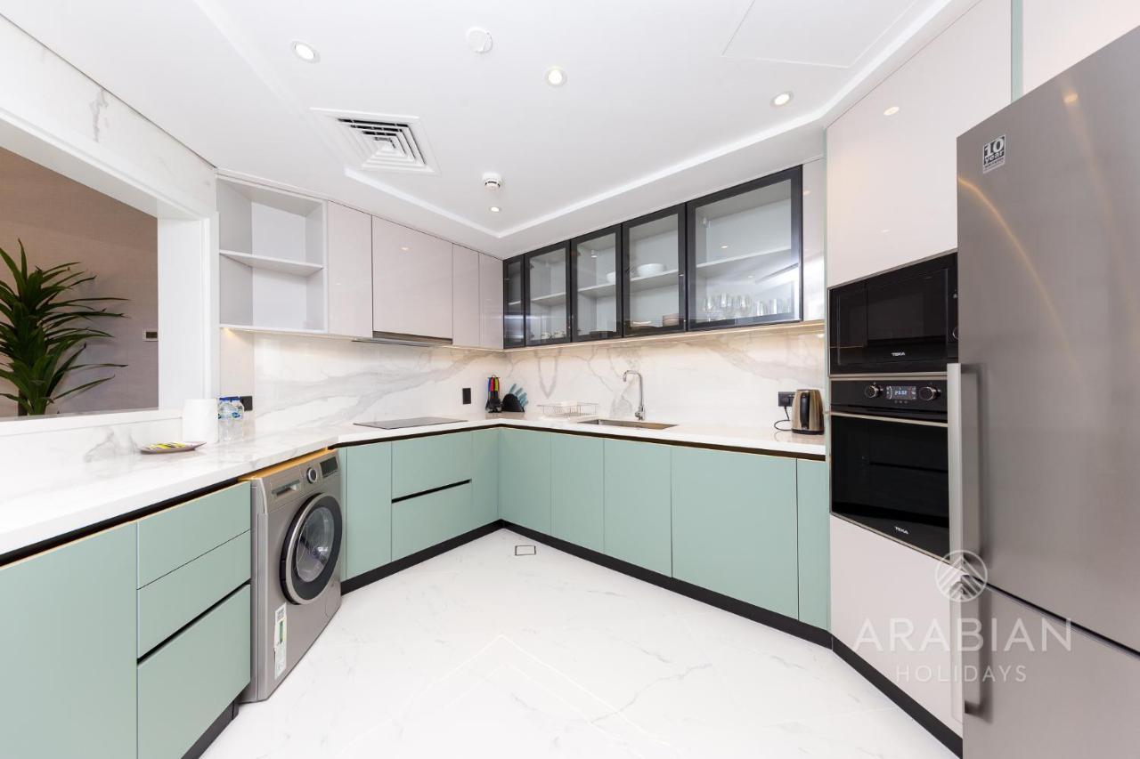 Bright And Cosy 2brmaids With Sea View And Riva Club Access Apartment