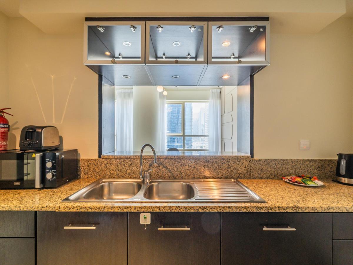 Daire Magnificent 2 Bedroom With Balcony - Marina