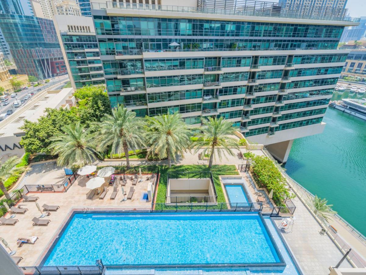 Daire Magnificent 2 Bedroom With Balcony - Marina Dubai
