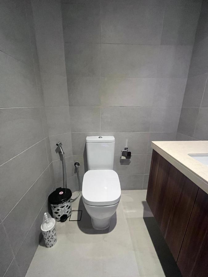 Cosy 1 Bdr With Private Beach, Azizi Mina, Palm Jumeirah Apartment