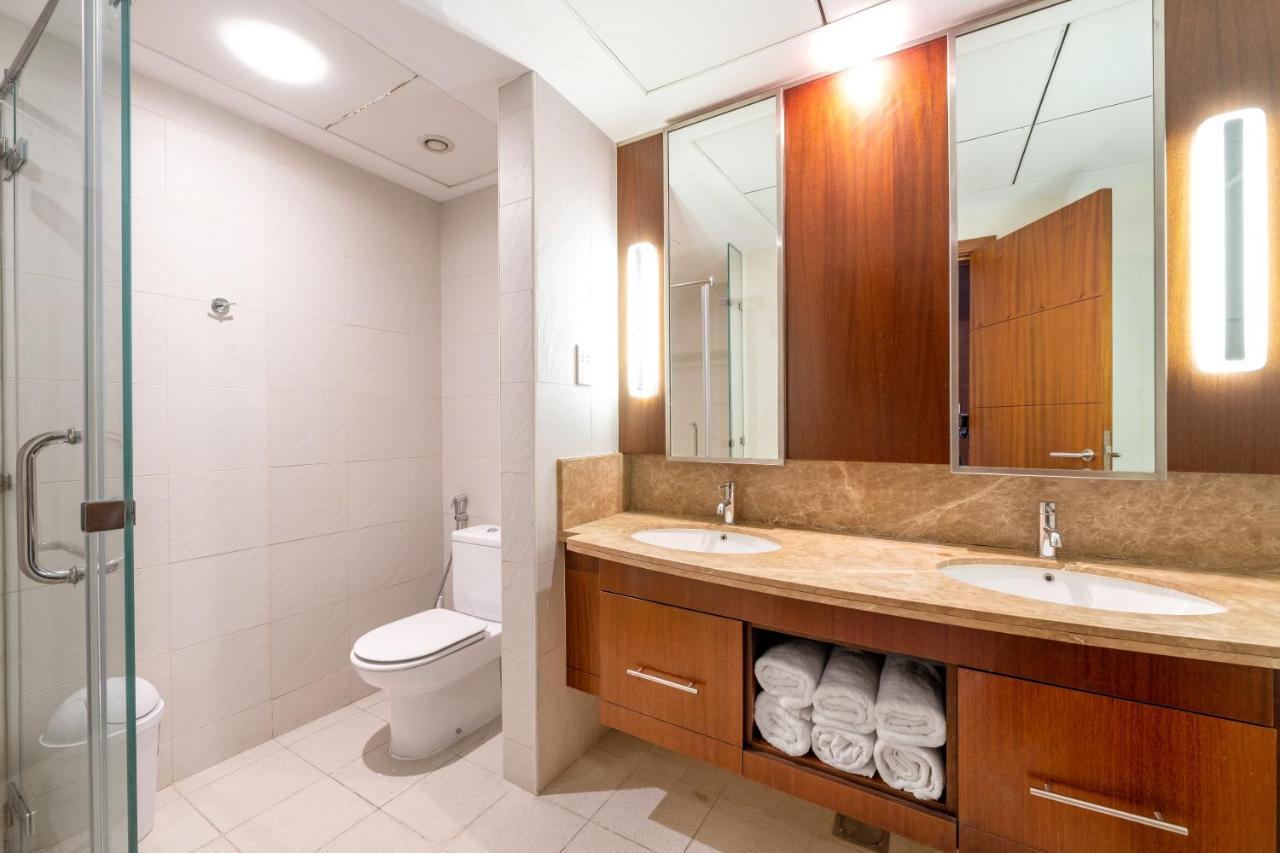 Residences At Standpoint, Downtown Apartamento