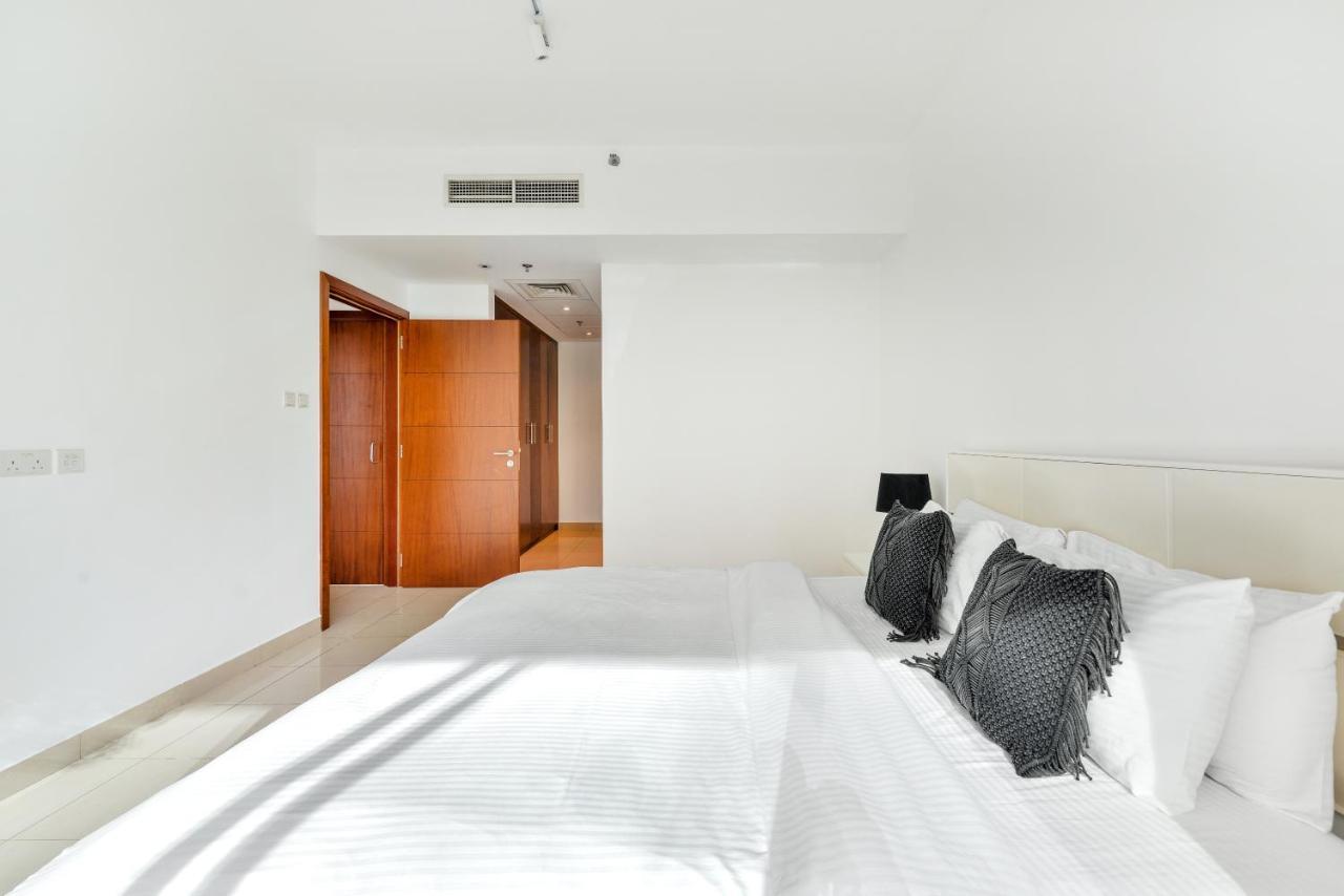 Residences At Standpoint, Downtown Apartamento