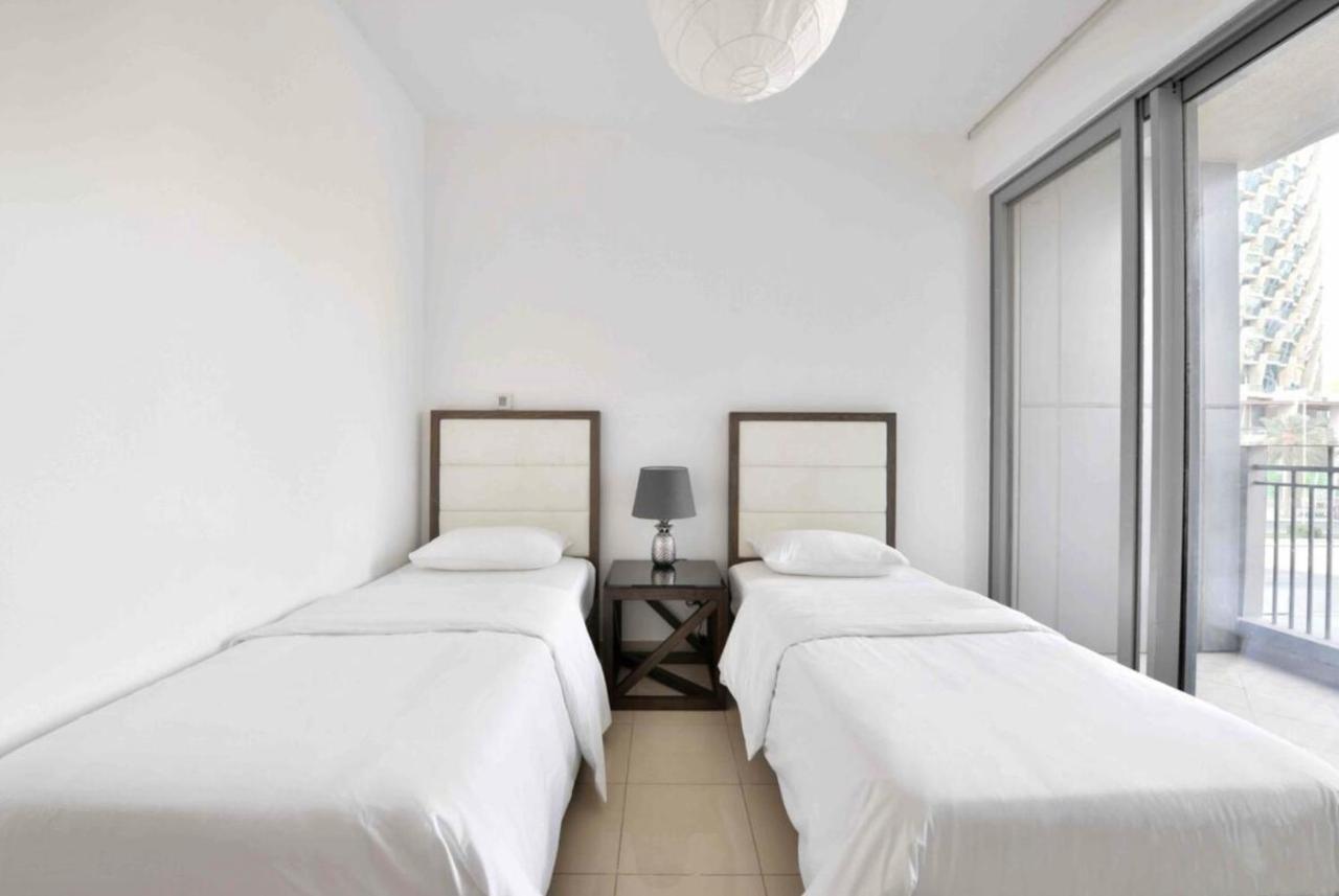 Residences At Standpoint, Downtown Apartamento
