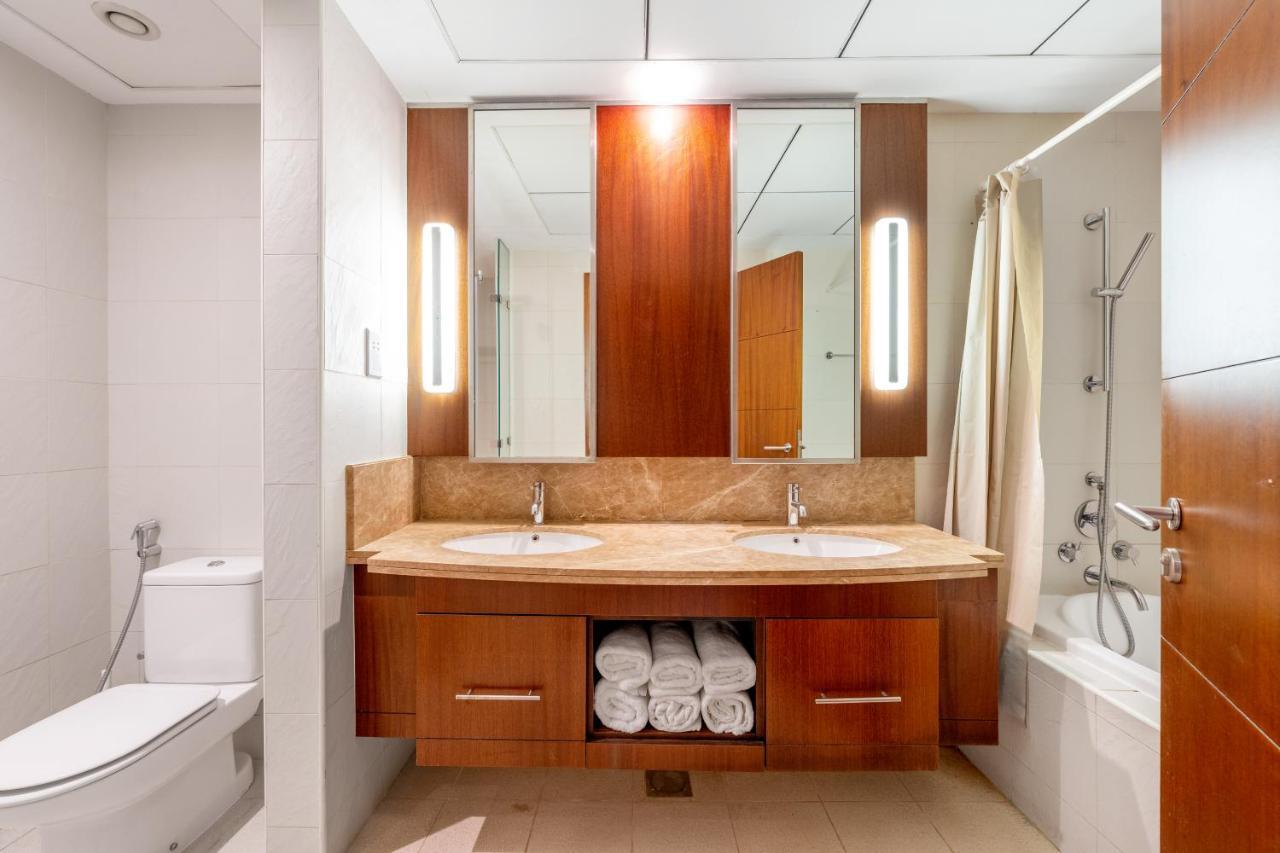 Residences At Standpoint, Downtown Apartamento