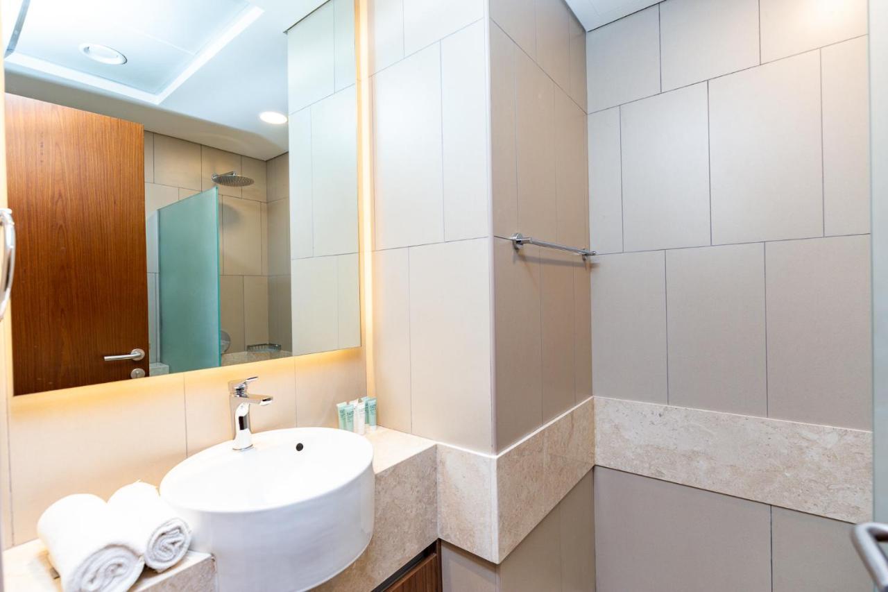 Amazing Deal! Stunning 3br With Huge Terrace - Jvt Apartment *