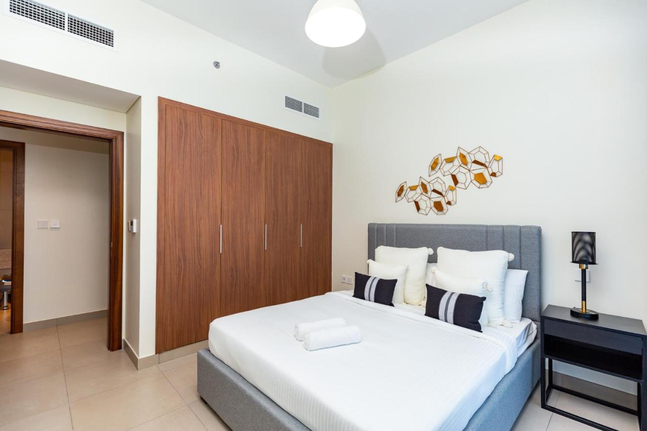 Amazing Deal! Stunning 3br With Huge Terrace - Jvt Apartment *