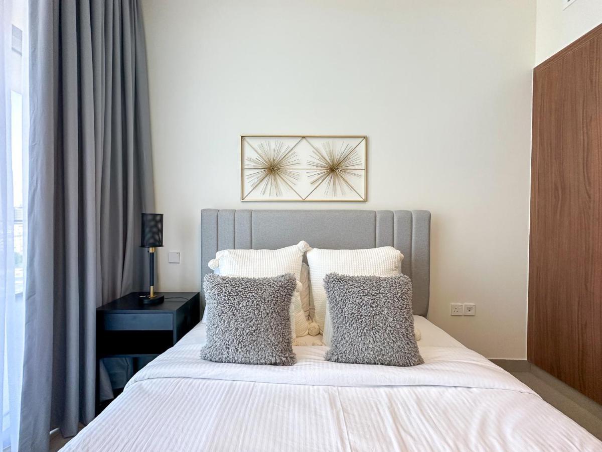 Amazing Deal! Stunning 3br With Huge Terrace - Jvt Apartment *