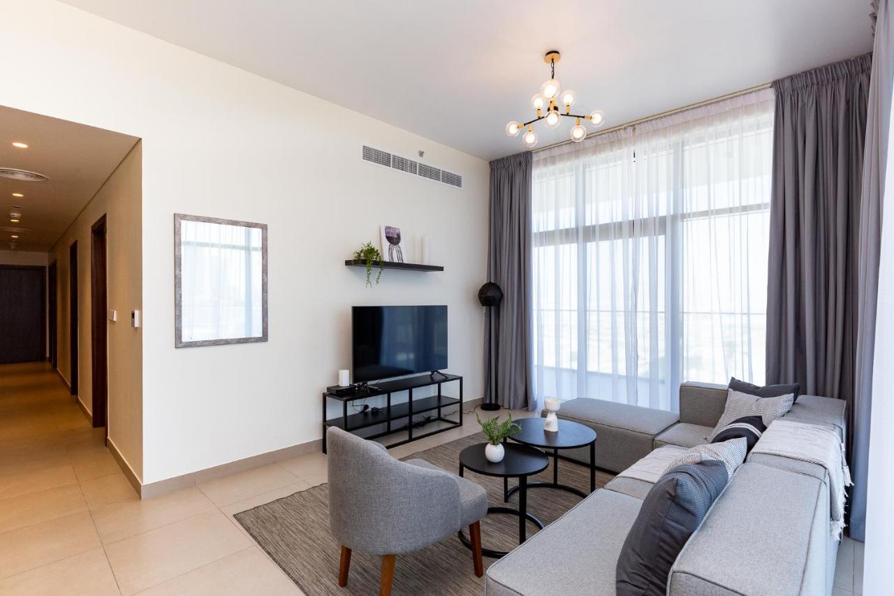 Amazing Deal! Stunning 3br With Huge Terrace - Jvt Dubai