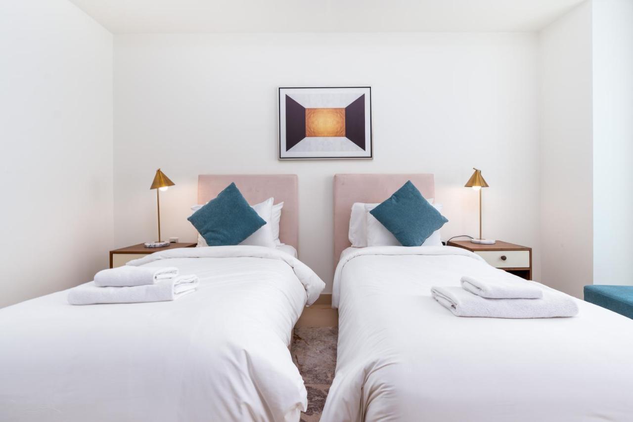 Vacay Lettings - Burj Vista High Floor Burj Khalifa & Fountain View Daire