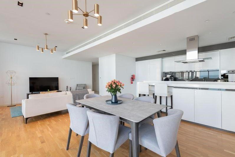 Nasma Luxury - Gorgeous Waterfront With Incredible Sea Views Apartment *
