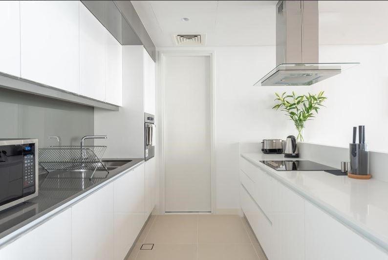 Nasma Luxury - Gorgeous Waterfront With Incredible Sea Views Dubai