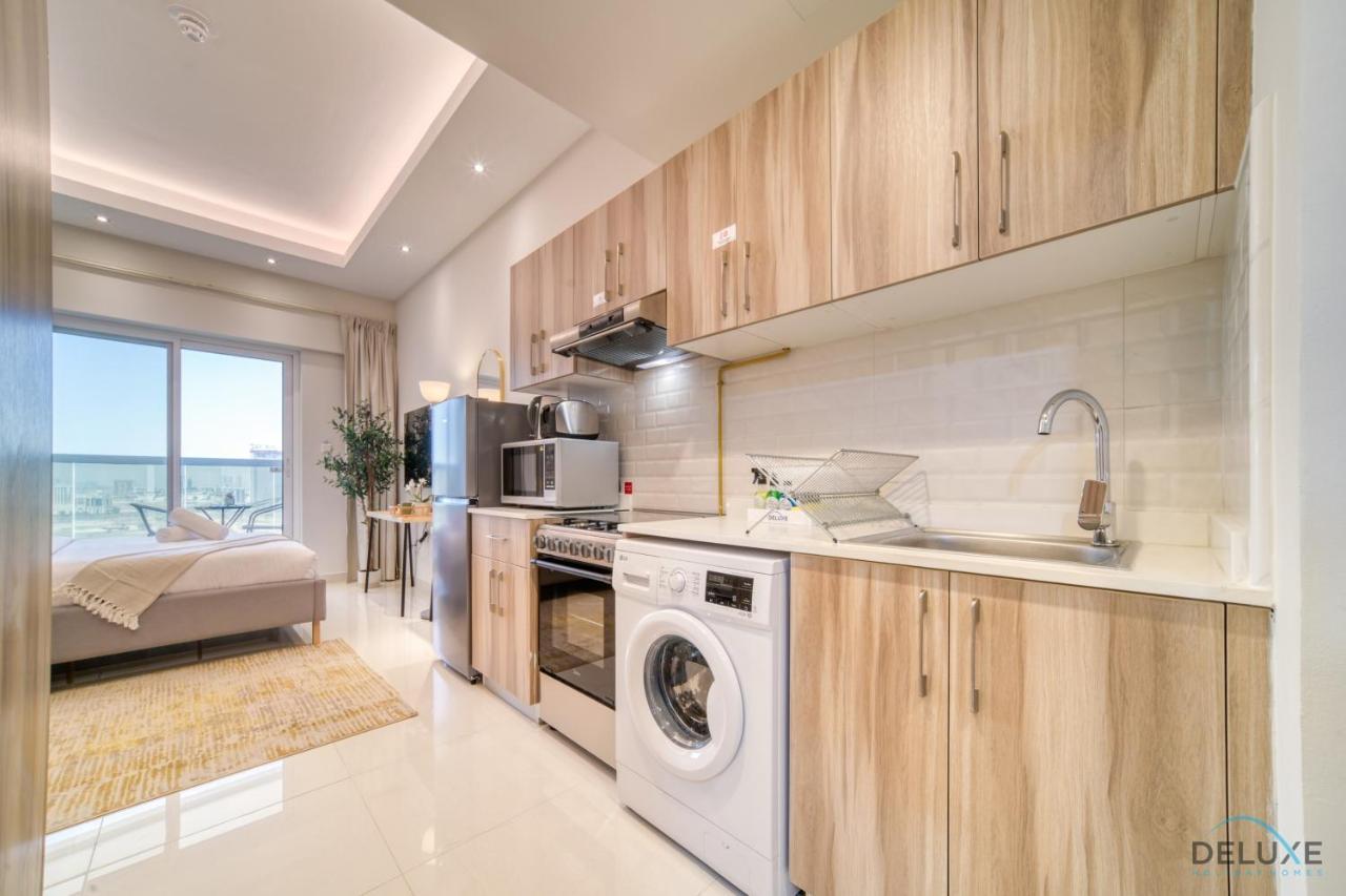 Modern Studio At Hera Tower Sports By Deluxe Homes Apartment Dubai
