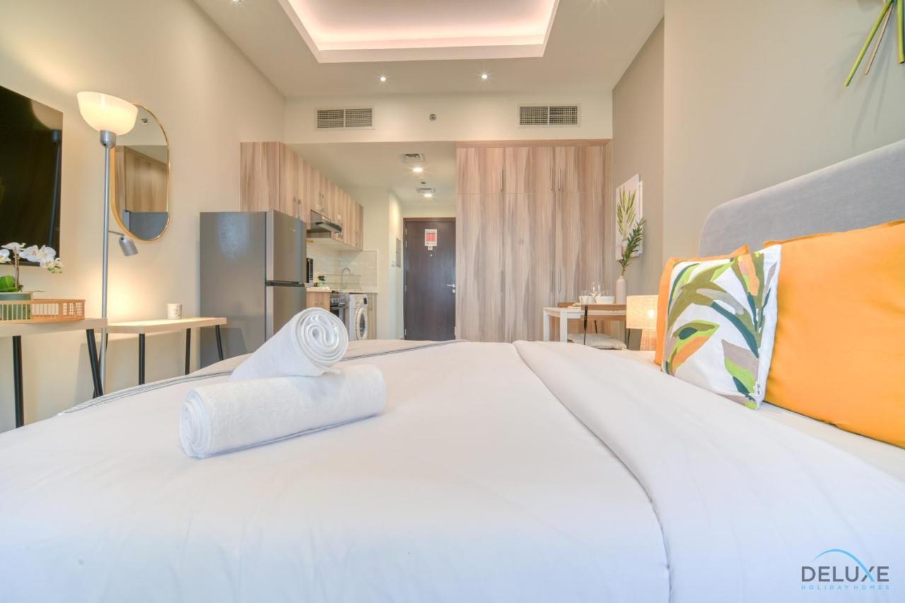 Apartment Modern Studio At Hera Tower Sports By Deluxe Homes