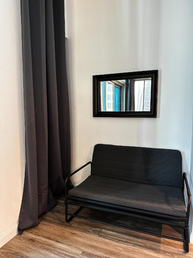 La Buena Vida Homes - Luxe 1bd, Boutique Full Lakeview 1m To Metro, & Almas Tower Daire