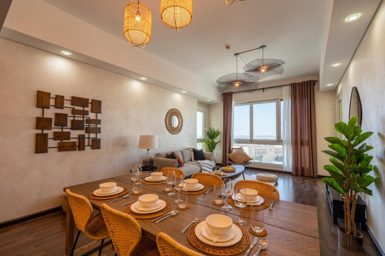 Elegant 2br Palm Jumeirah Apt With Pool Access *