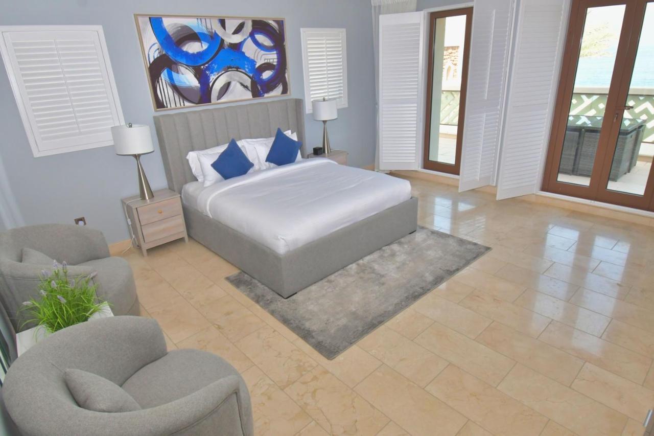 Amazing Palm Jumeirah View 5 Private Pool * Dubai