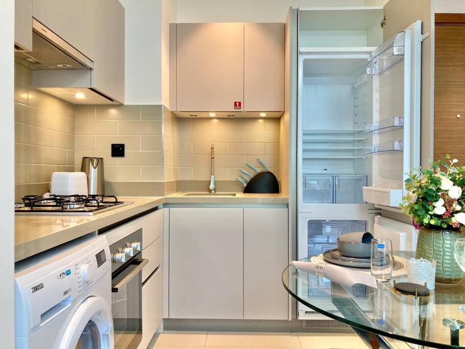 Apartment Stunning 1br With Breathtaking Views Dubai