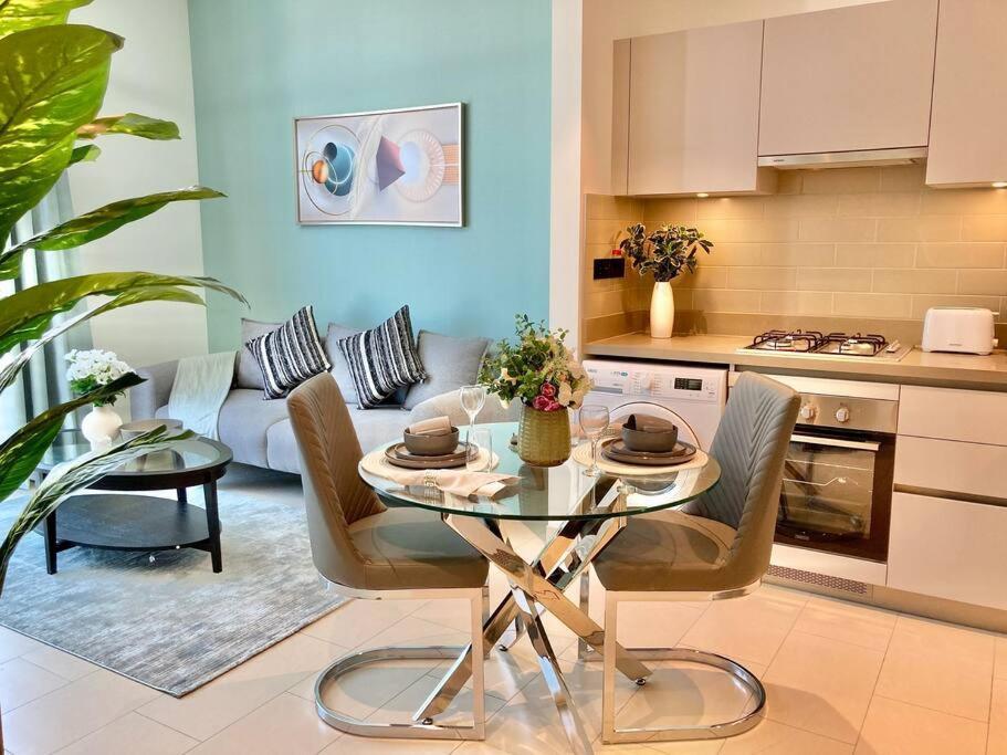 Stunning 1br With Breathtaking Views Apartment