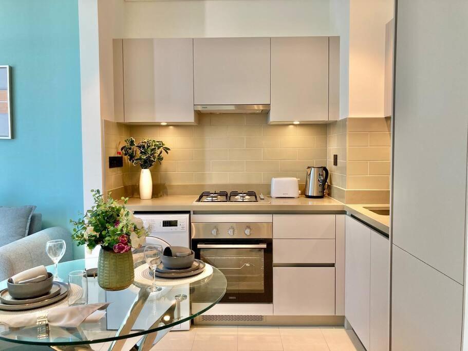 Stunning 1br With Breathtaking Views Apartment