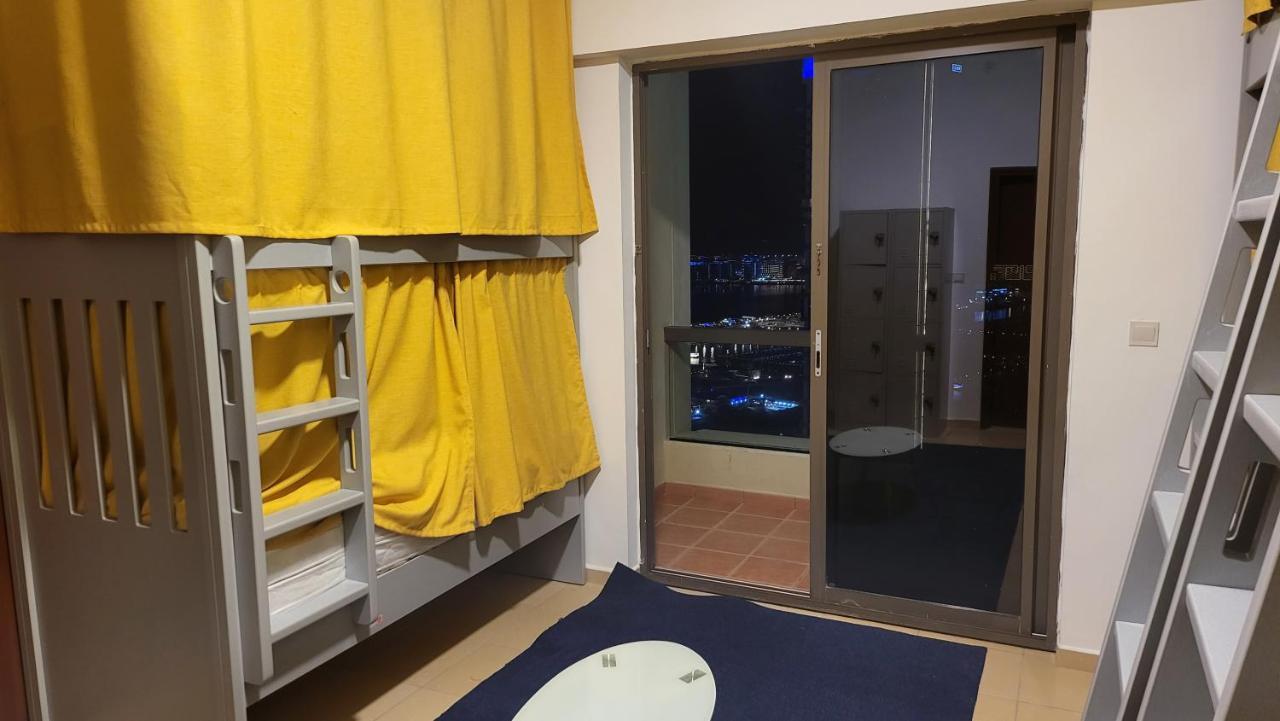 Sea Castle Jbr Hostel Dubai
