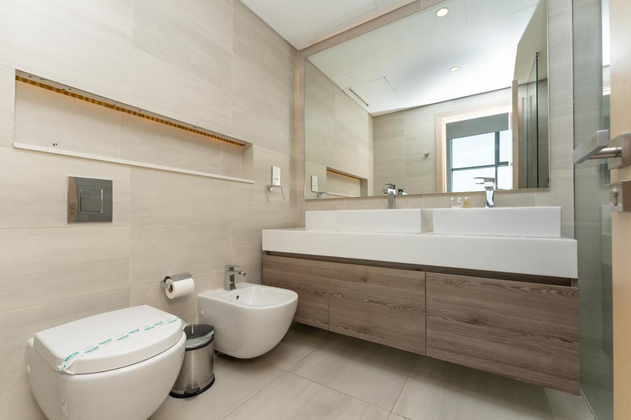 Fam Living - Mada Residences Downtown Apartment *