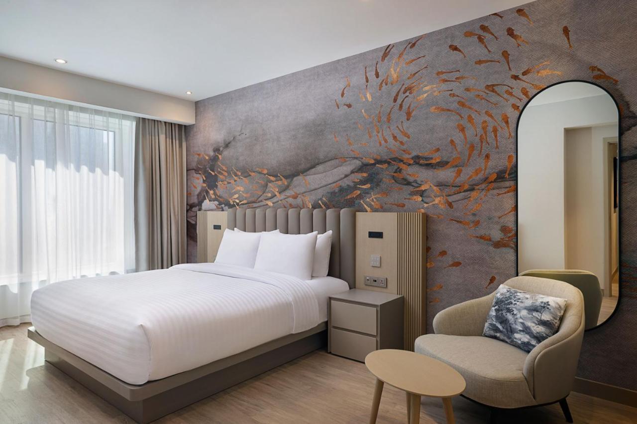 Hotel By Marriott Sheikh Zayed Road, 4*