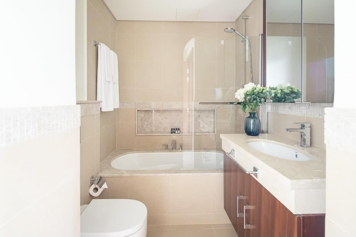 Apartment Frank Porter - Burj Vista Dubai