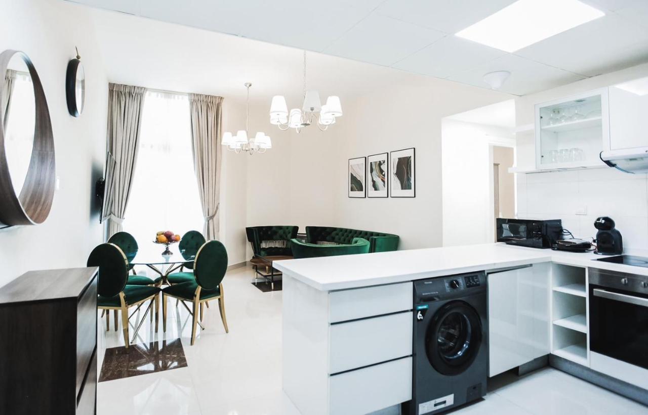 Marina Royal Premium Serviced Marina Wharf - Kids Free Free Check In 24