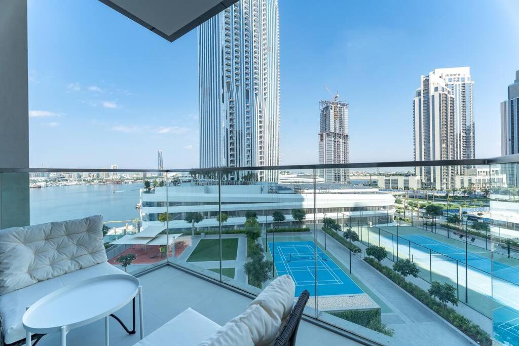 Vogue Waterfront Living - The Grand Creek Harbour Dubai