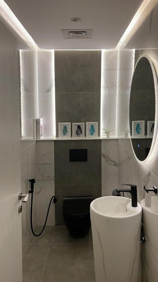 Luxury-designer 1 Bedroom Sea View Dubai