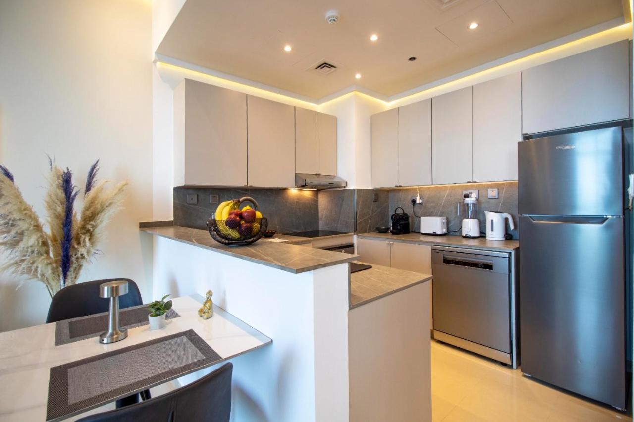Apartment Luxury-designer 1 Bedroom Sea View Dubai